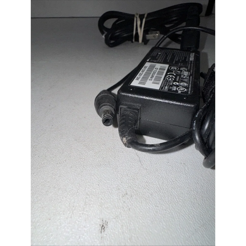 Genuine APD AC Power Supply Adapter for Toshiba‎ Laptop PA3822U-1ACA 19V 5.5mm